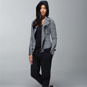 Lululemon Bust A Move Stylish Black and White Women's Jacket